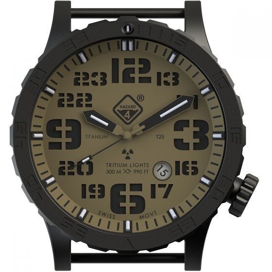 Reloj de titanio con tritio Hazard 4 Heavy Water Diver en Arid y detalles en verde y amarillo