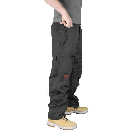 Pantalones de estilo cargo Surplus Infantry en negro