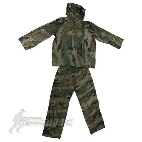 Traje impermeable Mil-Tec en CCE