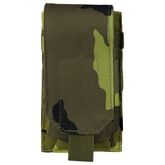 Portacargador individual MFH M4/M16 con sistema MOLLE en Czech Woodland