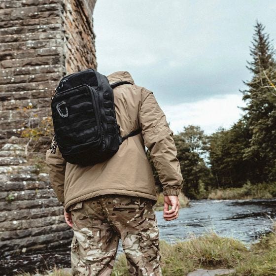 Mochila Highlander Forces Harrier 25 L - Negro