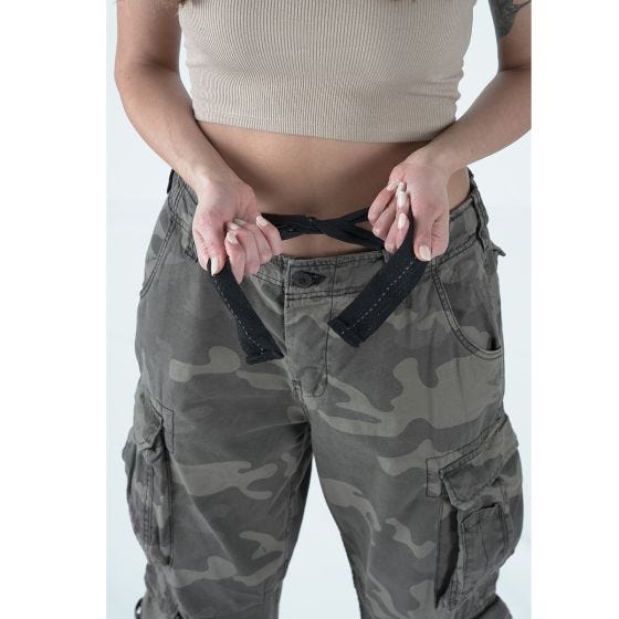 Pantalones Surplus Airborne Vintage Para mujer - Black Camo