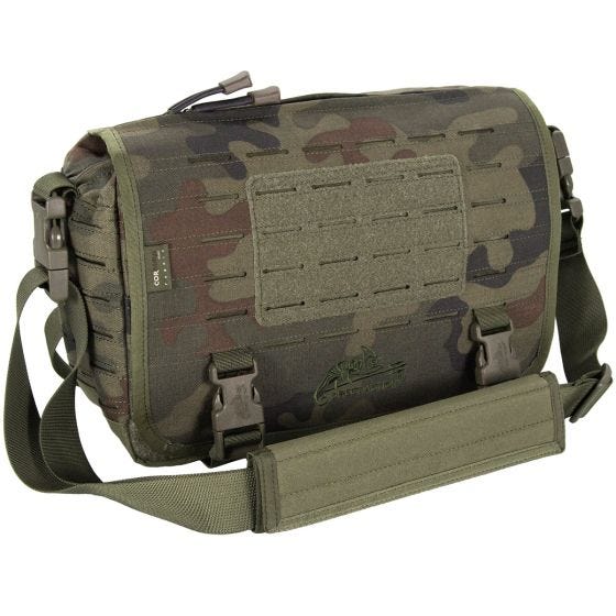 Bolsa bandolera Direct Action de tamaño pequeño en Woodland polaco