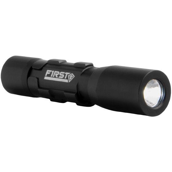 Linterna de bolsillo First Tactical de tamaño pequeño en negro