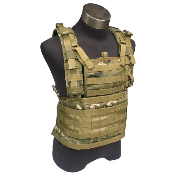 Chaleco Flyye RRV con sistema MOLLE en MultiCam