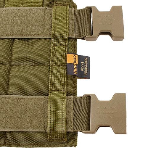 Panel para pierna Flyye con sistema MOLLE en Coyote Brown