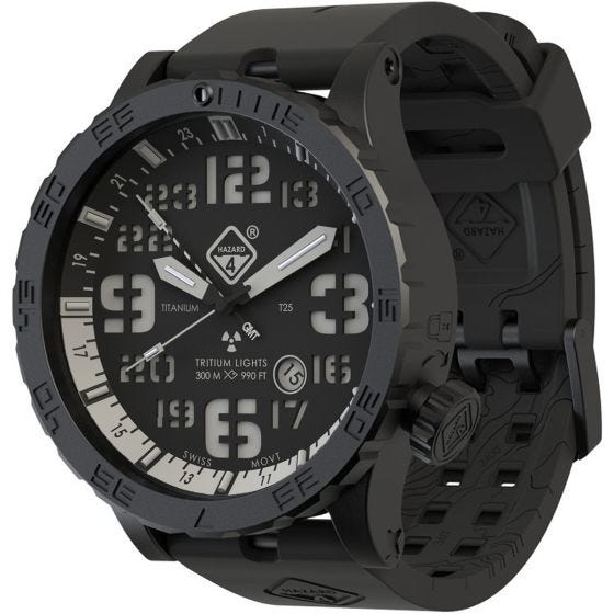 Reloj de titanio con tritio Hazard 4 Heavy Water Diver con manecilla GMT en Nightwatch White y detalles en verde y amarillo