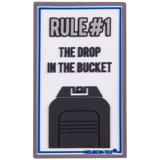 Parche Helikon Rule#1 en blanco