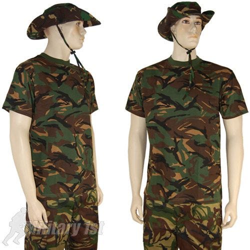Camiseta Mil-Com en DPM